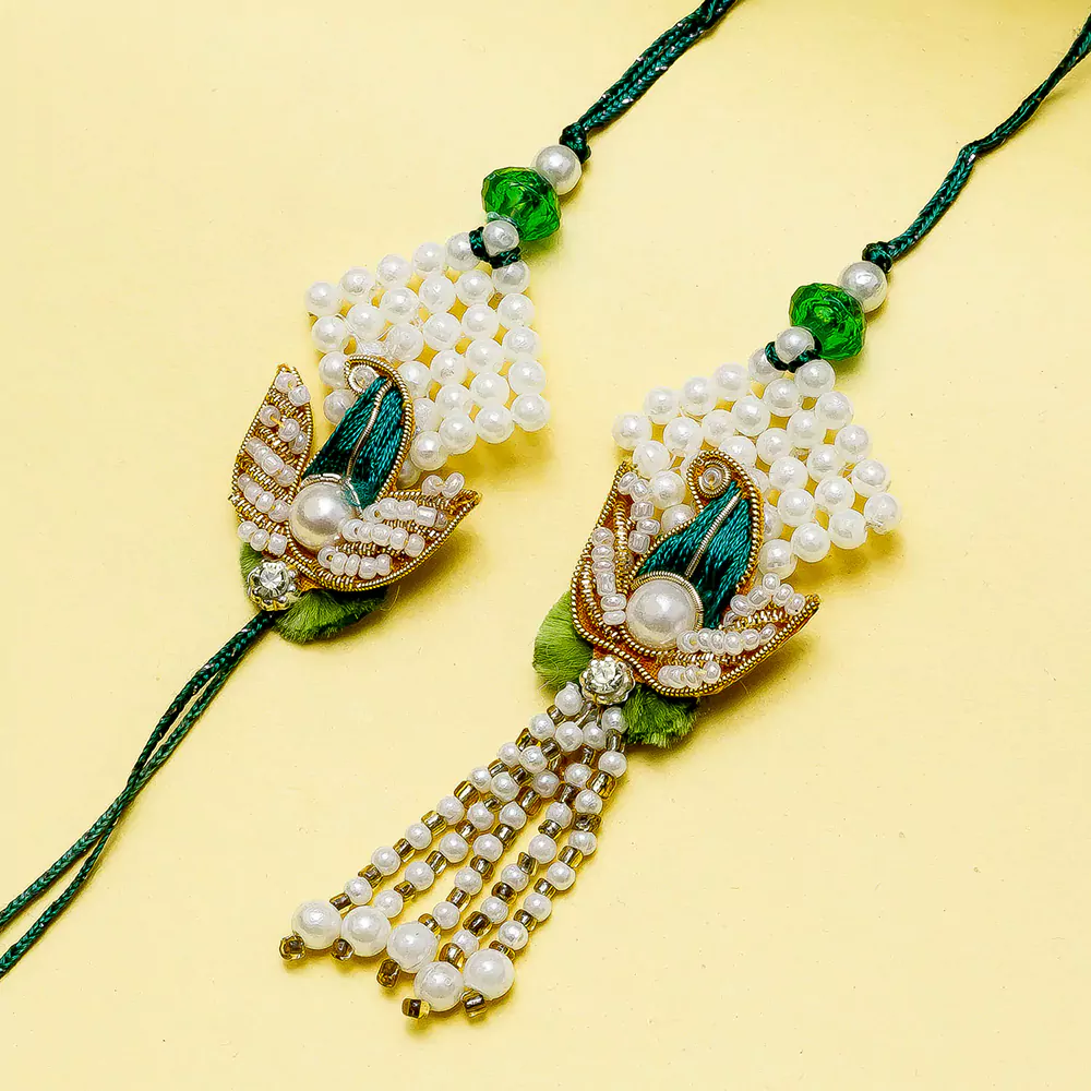 Peacock design pearl pair